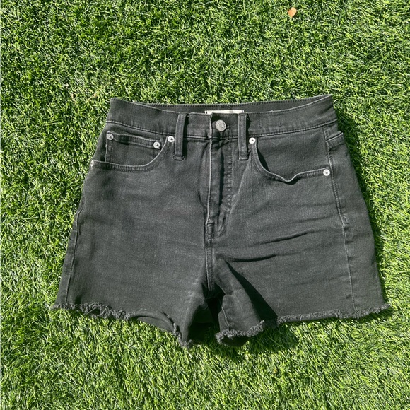 Madewell high rise denim shorts - Picture 2 of 4